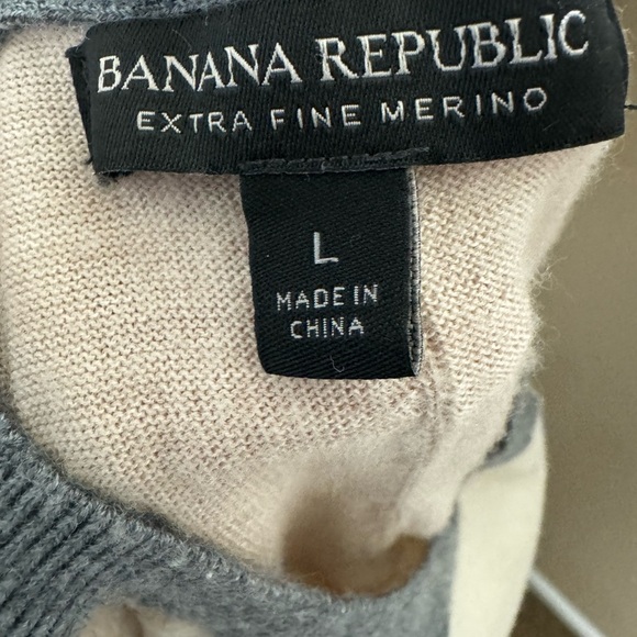 MERINO WOOL BANANA REPUBLIC Crew Neck Women’s Sweater Quiet Luxury Neutral EUC - Picture 8 of 15